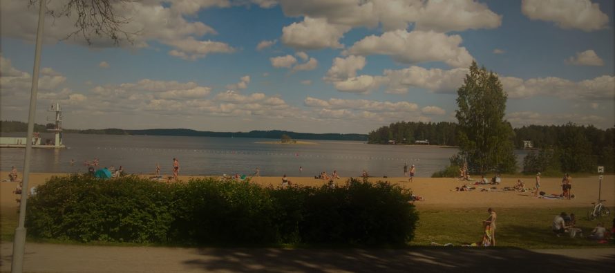 Tuija Järvinen – Kesäpäivä Kallaveden rannalla